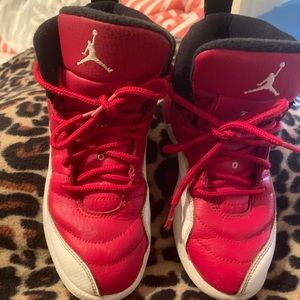 Jordan 12s Red and white size 13c for kids